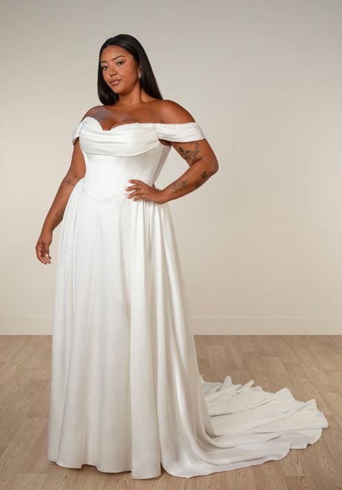 SY8236+, Stella York