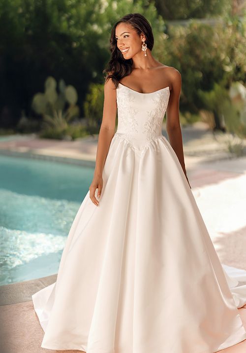 SY8239, Stella York