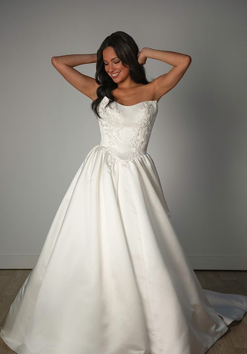 SY8239, Stella York