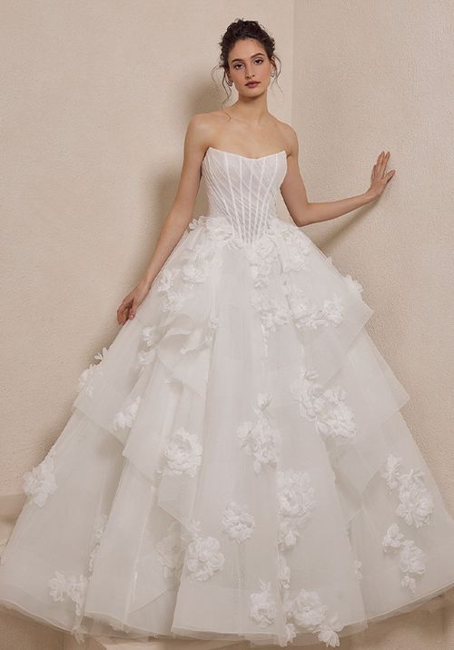 B25232 Fiorella, Blanc by Calla Blanche