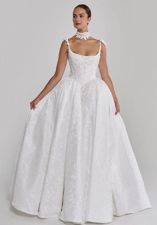 B26103 Guinevere, Blanc by Calla Blanche