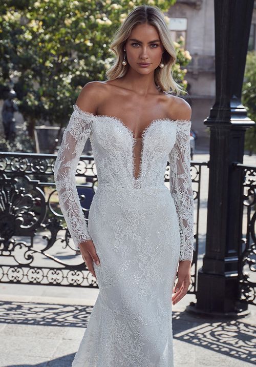 124244 Lenny, Calla Blanche
