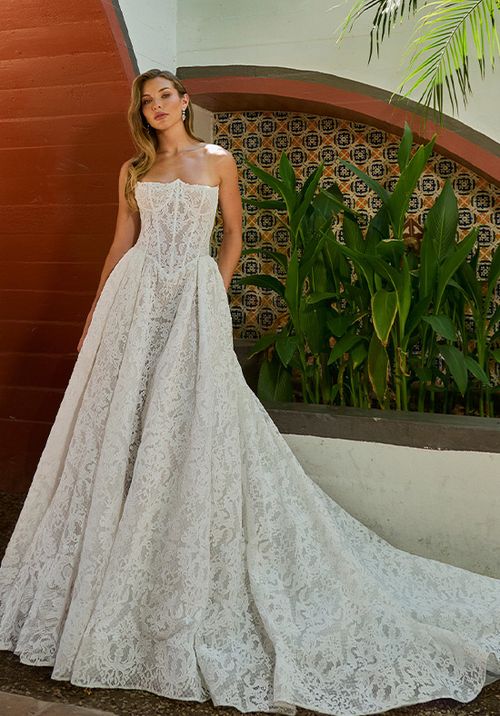 LA26107 Isabeth, L'Amour by Calla Blanche