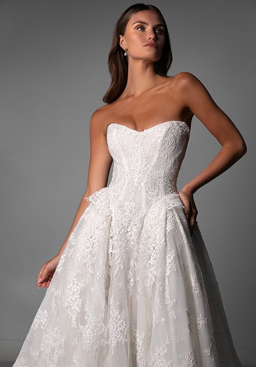 LE1435, Martina Liana Luxe