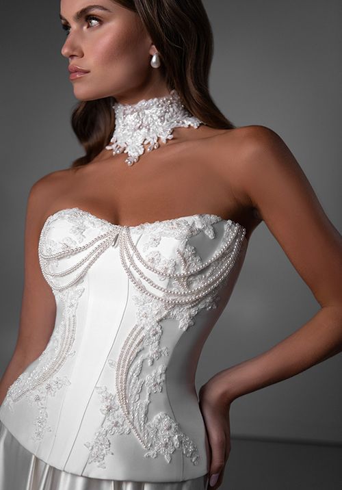 LE1439, Martina Liana Luxe