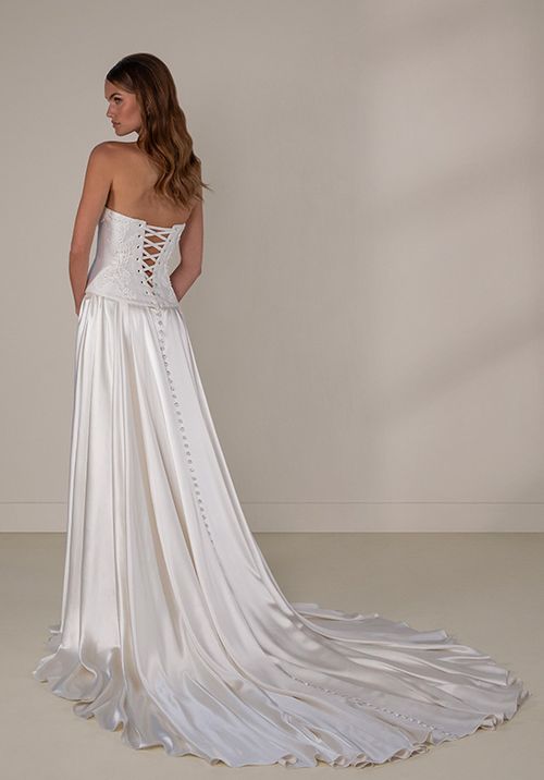 LE1439, Martina Liana Luxe