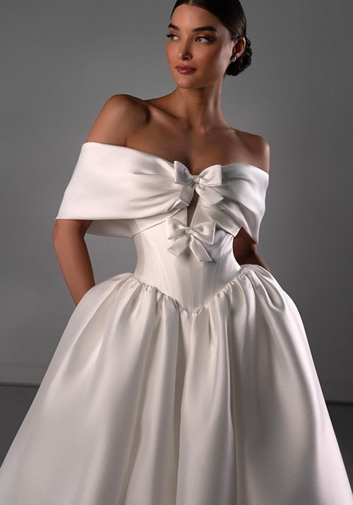 LE1456, Martina Liana Luxe