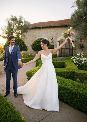 A1407, Allure Bridals