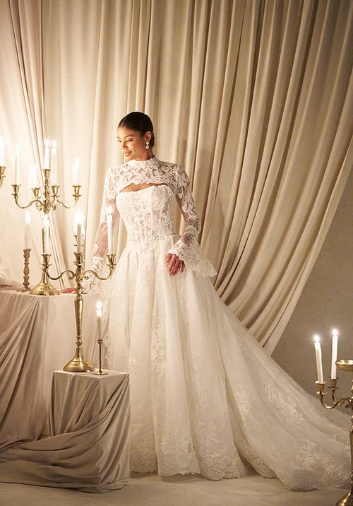 C807, Allure Couture