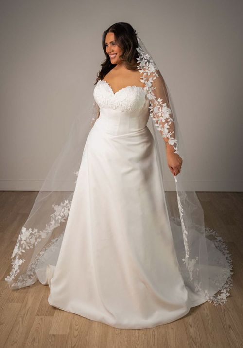 SY8328, Stella York