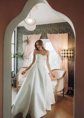 SY8279, Stella York