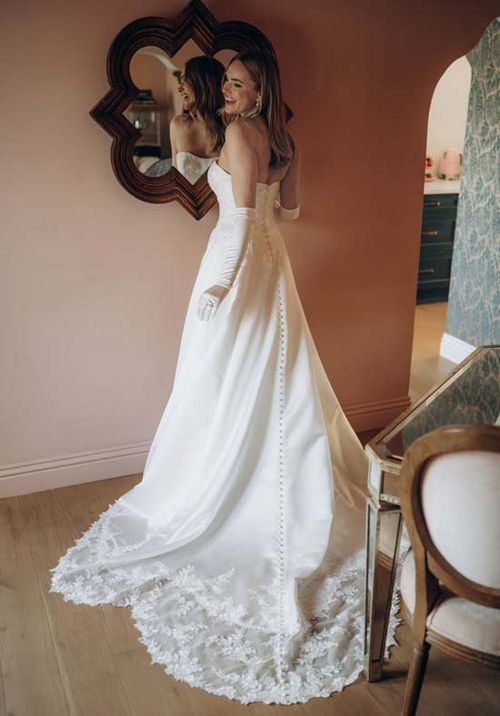 SY8279, Stella York