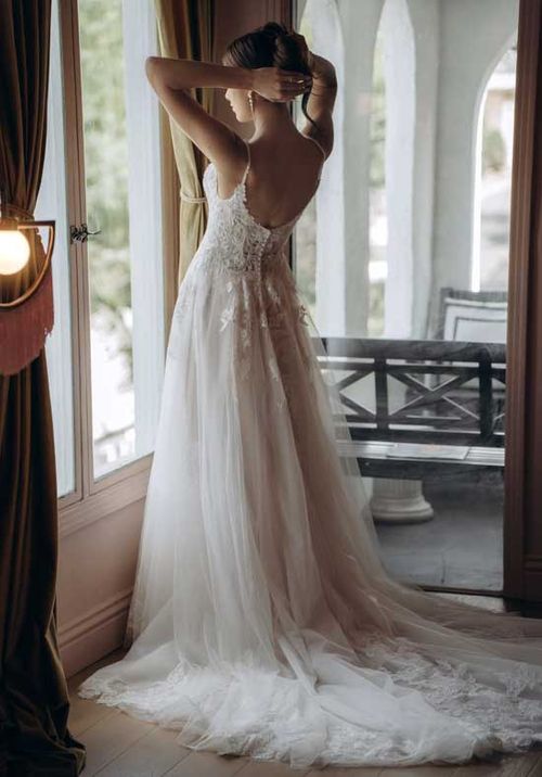 SY8293, Stella York