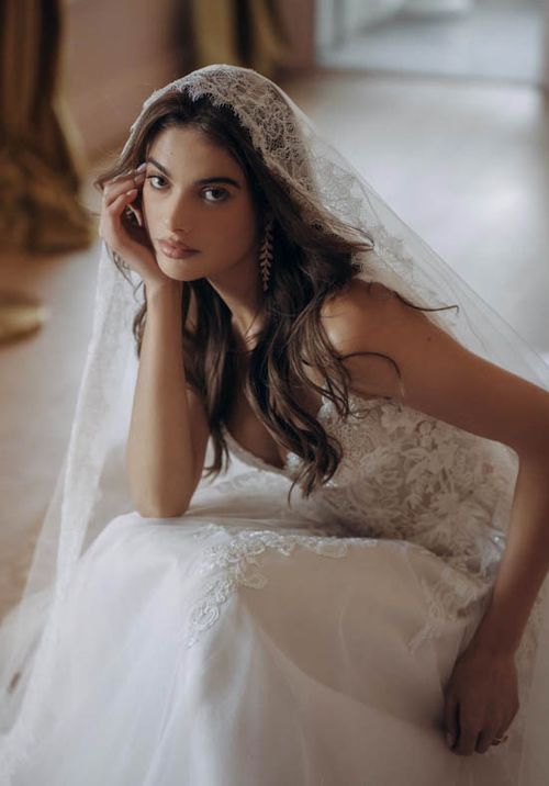 SY8293, Stella York
