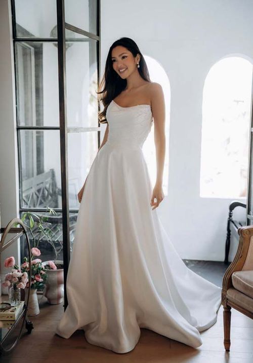 SY8318, Stella York