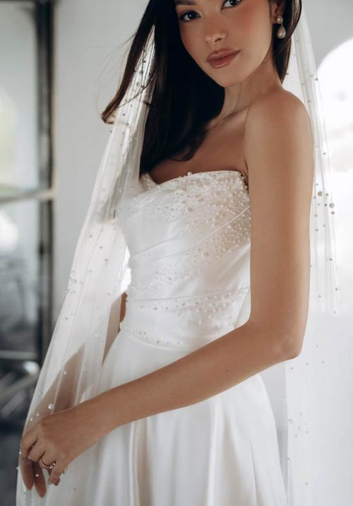 SY8318, Stella York