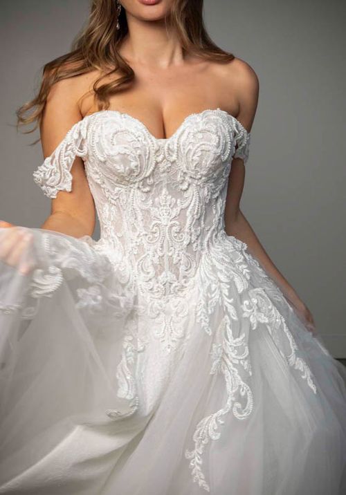 SY8345, Stella York