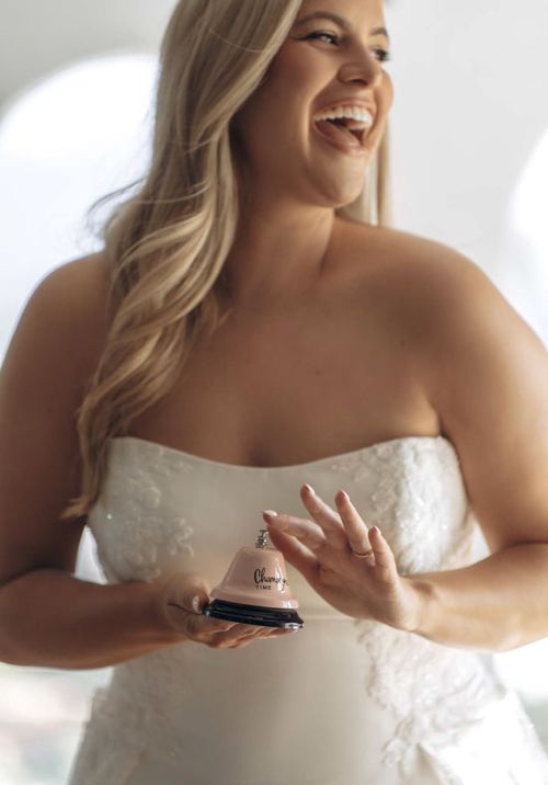 SY8279+, Stella York