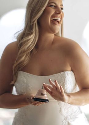 SY8279+, Stella York