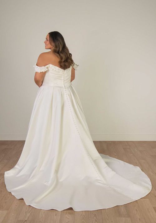 SY8288+, Stella York