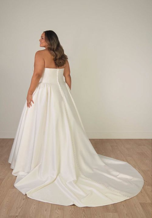 SY8274+, Stella York