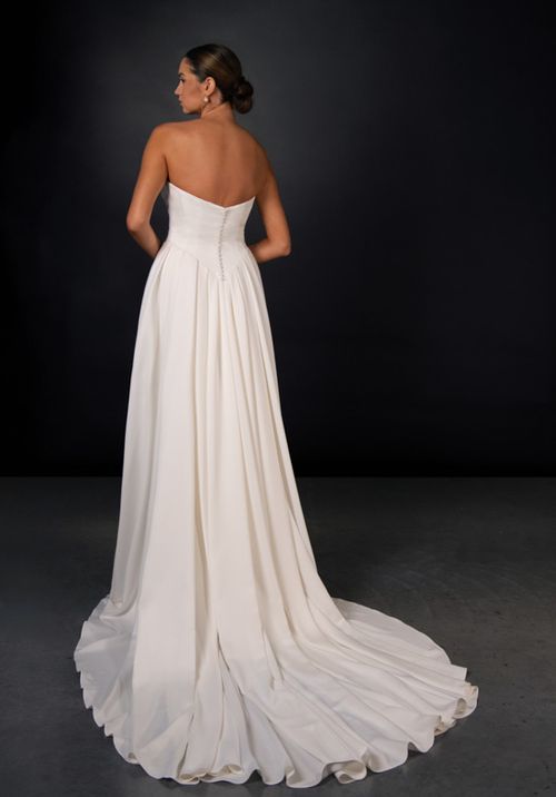 ML2066, Martina Liana