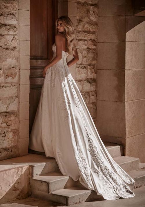 ML2062, Martina Liana