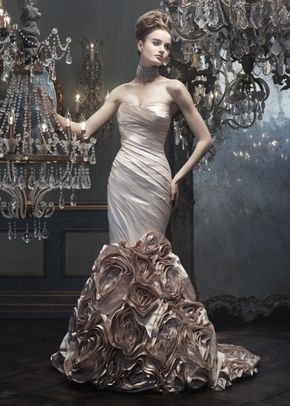 B074, Amaré Couture