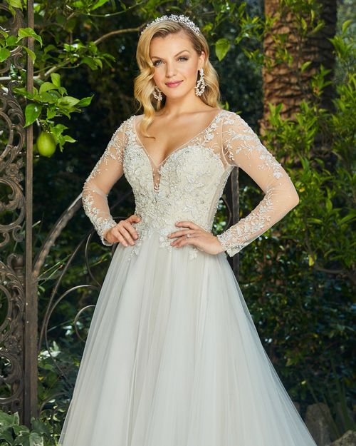 2395 Raelynn, Casablanca Bridal