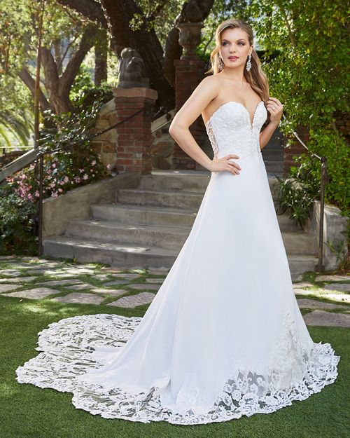 2397 Krista, Casablanca Bridal