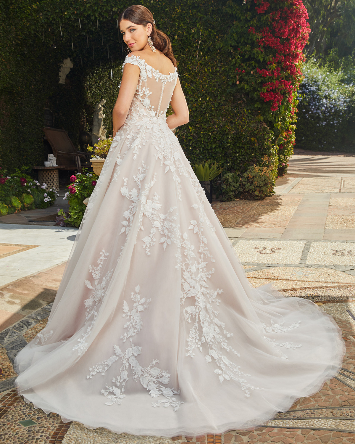 2406 Evelina Ball Gown Wedding Dress by Casablanca Bridal - WeddingWire.com