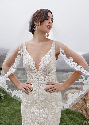 Style 2421 Vera, Casablanca Bridal