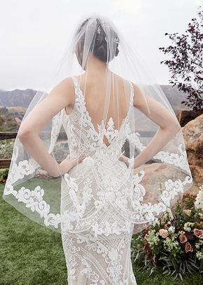 Style 2421 Vera, Casablanca Bridal