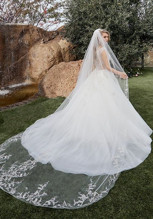 Style 2434 Johanna, Casablanca Bridal