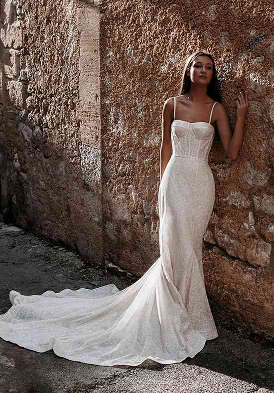 Crepe Wedding Dress Pictures 