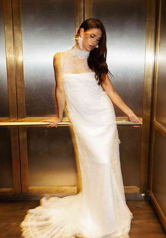 Wedding Dress Photos, Wedding Dresses Pictures - WeddingWire.com Wedding Dress Photos, Wedding Dresses Pictures - WeddingWire.com