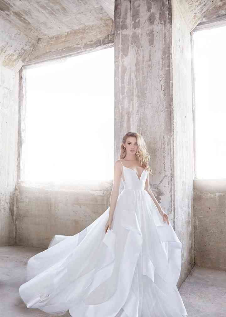 hayley paige hennessy gown