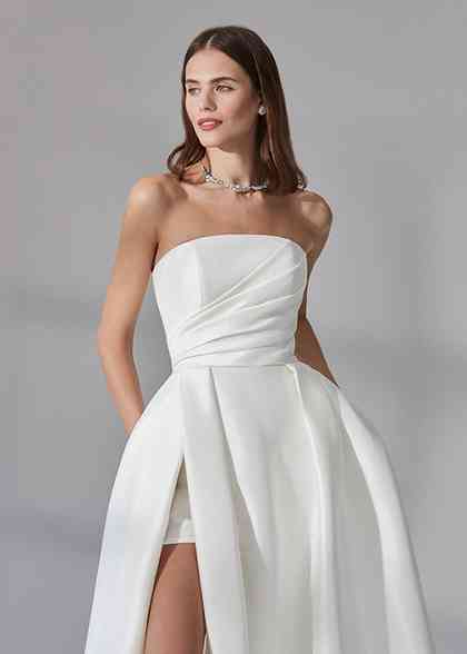 Gramercy A-line Wedding Dress by Justin Alexander Signature 