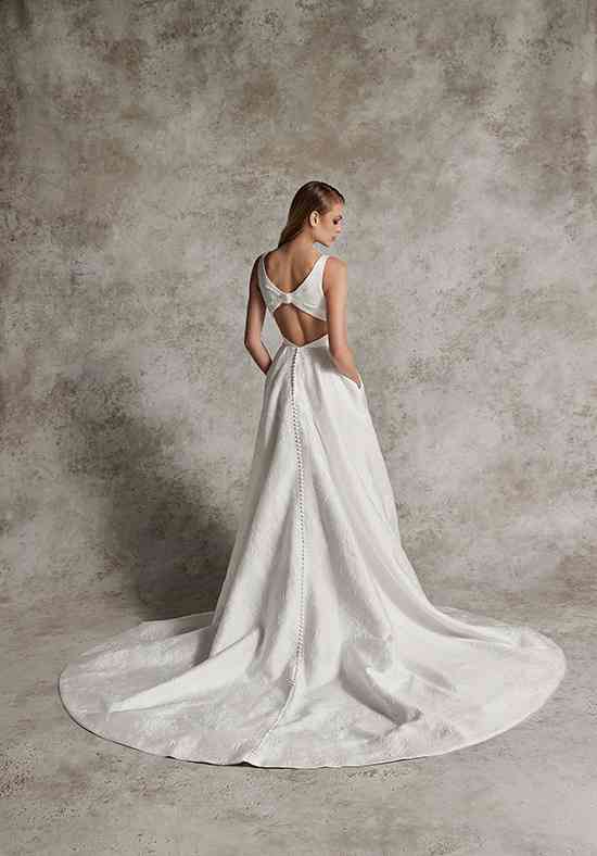 Queen Anne Style Wedding Dresses