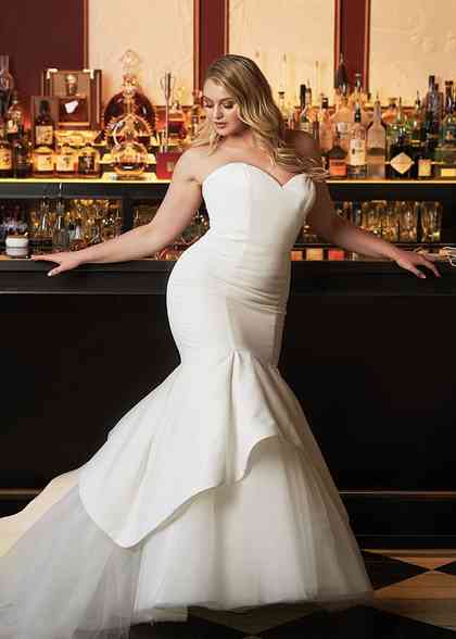 88010 Wedding Dress by Justin Alexander 