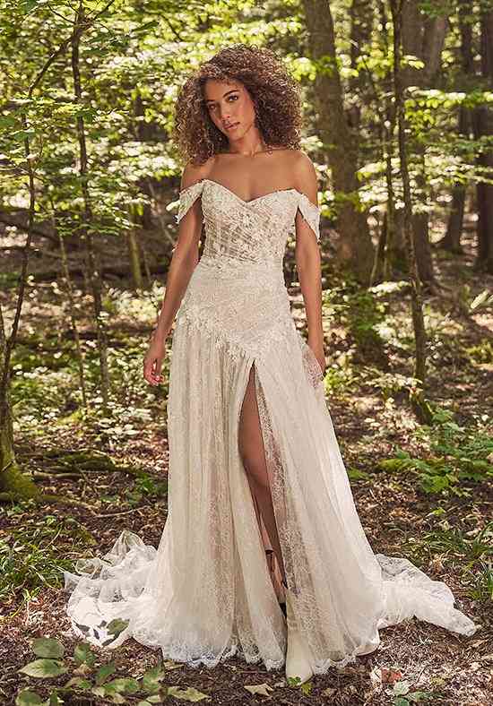 Fall Wedding Dress Photos, Fall Wedding Dress Pictures - WeddingWire.com