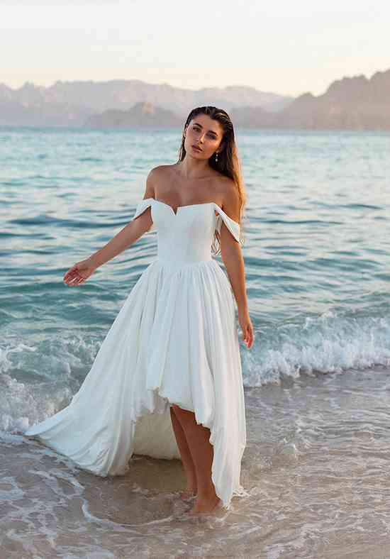 F405 - Isla A-line Wedding Dress by Wilderly Bride - WeddingWire.com