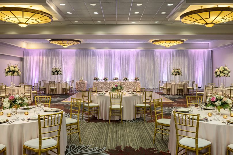 DoubleTree by Hilton Hotel Pittsburgh - Green Tree