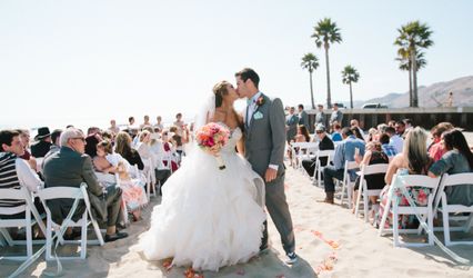 SeaVenture Beach Hotel & Restaurant