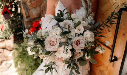 Tall Drink of Water Floral Design