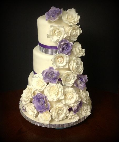 Our Little Cakery Wedding Cake Fresno Ca Weddingwire