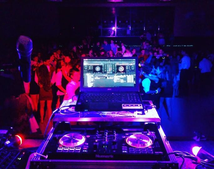 8th Street Entertainment Premier DJ Service