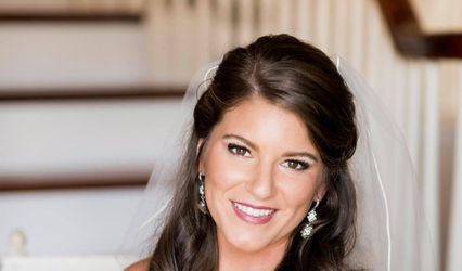Lorie A Weekley - Professional Makeup Artist