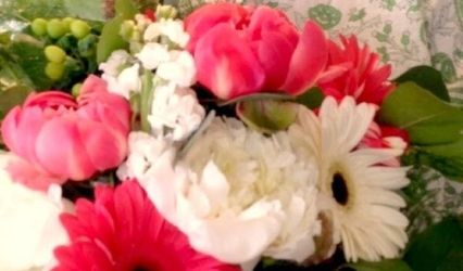 Best Buds Flowers and Gifts