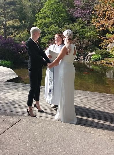 Rev Denise Tracy Com Officiant Elgin Il Weddingwire